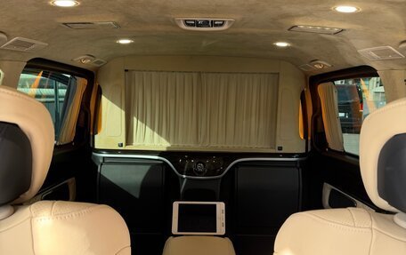 Mercedes-Benz V-Класс, 2017 год, 4 200 000 рублей, 15 фотография