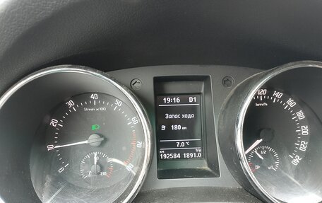 Skoda Yeti I рестайлинг, 2013 год, 700 000 рублей, 7 фотография