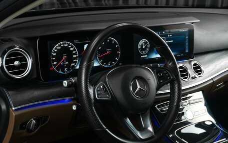 Mercedes-Benz E-Класс, 2016 год, 2 699 000 рублей, 20 фотография