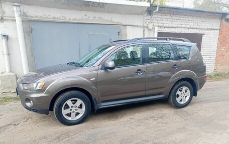 Mitsubishi Outlander III рестайлинг 3, 2010 год, 1 150 000 рублей, 1 фотография