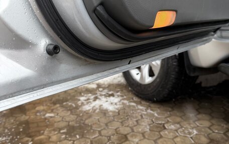 Toyota Land Cruiser Prado 150 рестайлинг 2, 2011 год, 2 290 000 рублей, 11 фотография