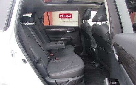 Toyota Highlander, 2026 год, 5 240 000 рублей, 13 фотография