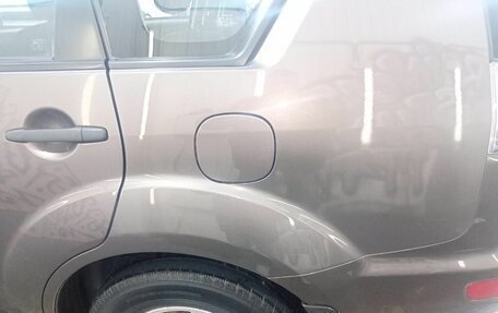 Mitsubishi Outlander III рестайлинг 3, 2010 год, 1 150 000 рублей, 8 фотография