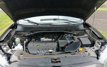 Mitsubishi Outlander III рестайлинг 3, 2010 год, 1 150 000 рублей, 20 фотография