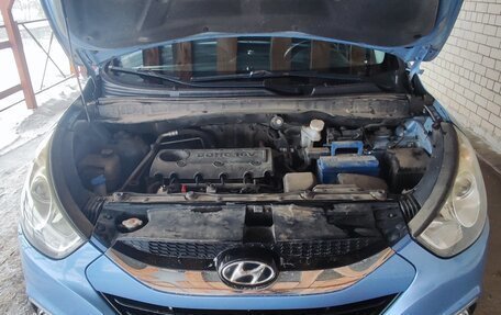 Hyundai ix35 I рестайлинг, 2012 год, 1 150 000 рублей, 2 фотография