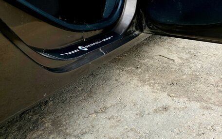 Renault Logan II, 2018 год, 650 000 рублей, 9 фотография