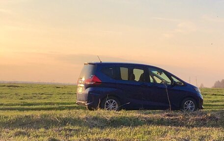 Honda Freed II, 2019 год, 1 570 000 рублей, 3 фотография