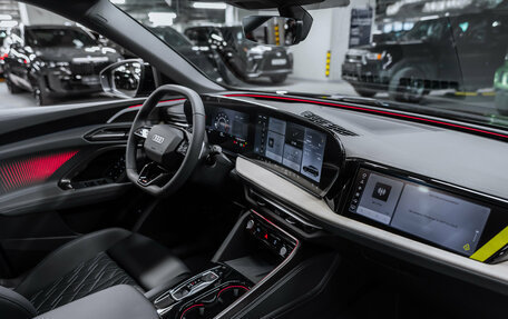 Audi Q5, 2026 год, 6 300 000 рублей, 2 фотография