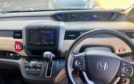 Honda Freed II, 2019 год, 1 570 000 рублей, 13 фотография