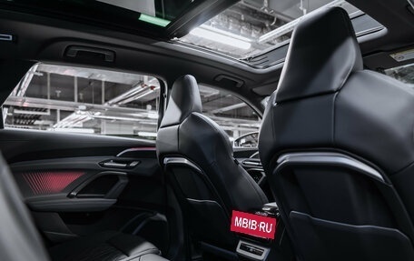 Audi Q5, 2026 год, 6 300 000 рублей, 16 фотография