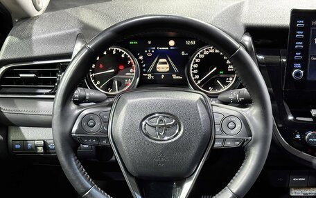 Toyota Camry, 2021 год, 3 100 000 рублей, 11 фотография