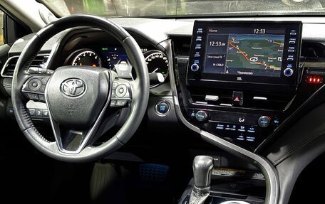 Toyota Camry, 2021 год, 3 100 000 рублей, 20 фотография