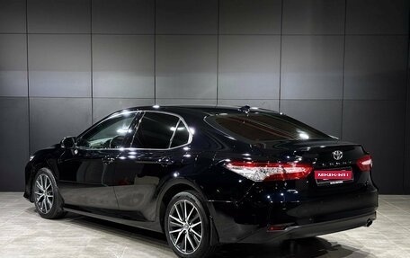 Toyota Camry, 2021 год, 3 100 000 рублей, 4 фотография