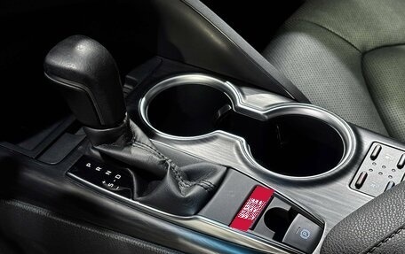 Toyota Camry, 2021 год, 3 100 000 рублей, 14 фотография