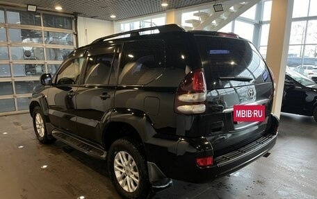 Toyota Land Cruiser Prado 120 рестайлинг, 2008 год, 2 600 000 рублей, 5 фотография