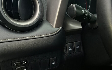 Toyota RAV4, 2015 год, 2 550 000 рублей, 7 фотография