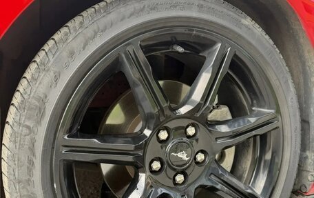 Ford Mustang VI рестайлинг, 2020 год, 3 500 000 рублей, 9 фотография