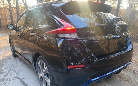 Nissan Leaf II, 2017 год, 1 420 000 рублей, 3 фотография