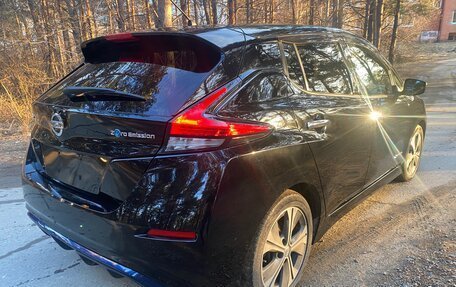 Nissan Leaf II, 2017 год, 1 420 000 рублей, 4 фотография