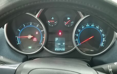 Chevrolet Cruze II, 2013 год, 530 000 рублей, 17 фотография