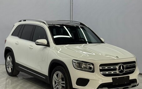 Mercedes-Benz GLB, 2021 год, 2 700 000 рублей, 3 фотография