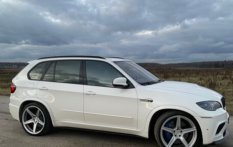 BMW X5 M, 2011 год, 2 550 000 рублей, 2 фотография