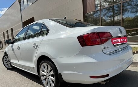 Volkswagen Jetta VI, 2017 год, 1 300 000 рублей, 2 фотография