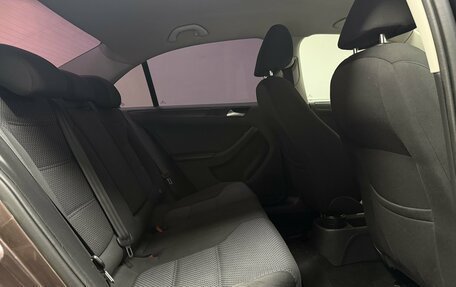 Volkswagen Jetta VI, 2014 год, 1 070 000 рублей, 19 фотография