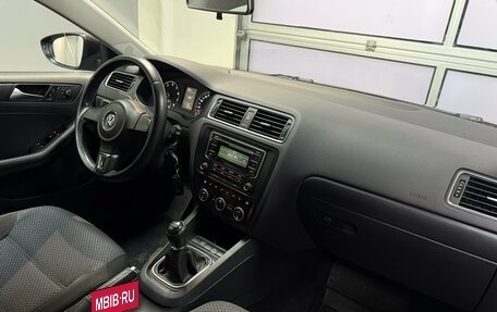Volkswagen Jetta VI, 2014 год, 1 070 000 рублей, 12 фотография