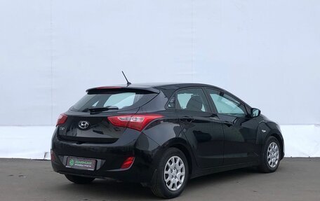 Hyundai i30 II рестайлинг, 2013 год, 925 000 рублей, 5 фотография