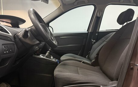 Renault Scenic III, 2010 год, 765 000 рублей, 8 фотография