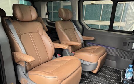 Hyundai Staria, 2021 год, 5 800 000 рублей, 7 фотография