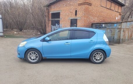 Toyota Aqua I, 2014 год, 720 000 рублей, 2 фотография