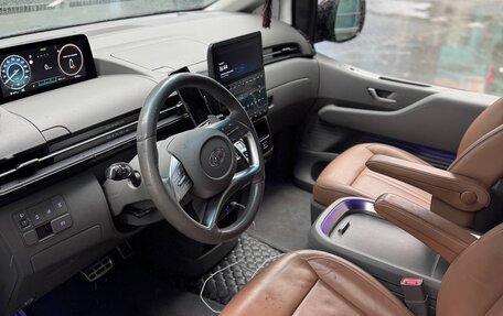 Hyundai Staria, 2021 год, 5 800 000 рублей, 5 фотография