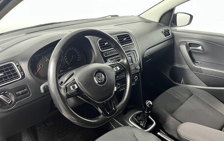 Volkswagen Polo VI (EU Market), 2017 год, 970 000 рублей, 10 фотография