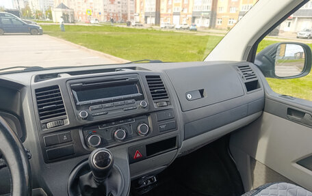 Volkswagen Caravelle T5, 2012 год, 2 200 000 рублей, 9 фотография