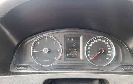 Volkswagen Caravelle T5, 2012 год, 2 200 000 рублей, 8 фотография