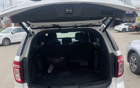 Ford Explorer VI, 2013 год, 2 200 000 рублей, 10 фотография