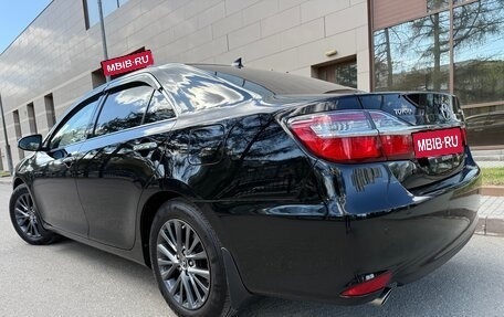 Toyota Camry, 2017 год, 2 400 000 рублей, 6 фотография