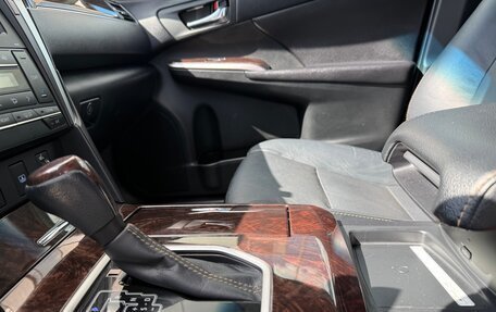 Toyota Camry, 2017 год, 2 400 000 рублей, 17 фотография