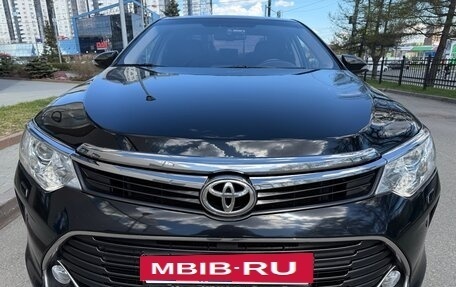 Toyota Camry, 2017 год, 2 400 000 рублей, 9 фотография