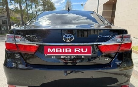 Toyota Camry, 2017 год, 2 400 000 рублей, 10 фотография