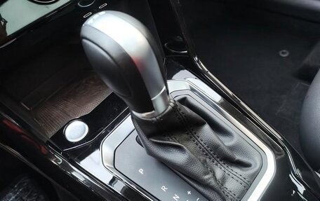 Volkswagen T-Roc I, 2022 год, 2 150 000 рублей, 10 фотография