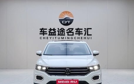 Volkswagen T-Roc I, 2022 год, 2 150 000 рублей, 2 фотография