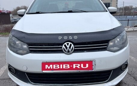 Volkswagen Polo VI (EU Market), 2011 год, 349 000 рублей, 1 фотография