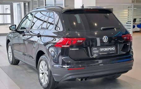 Volkswagen Tiguan II, 2020 год, 3 104 000 рублей, 11 фотография