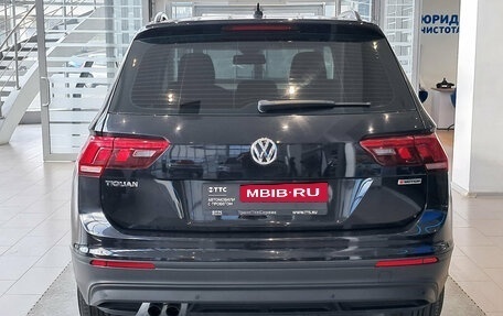 Volkswagen Tiguan II, 2020 год, 3 104 000 рублей, 10 фотография