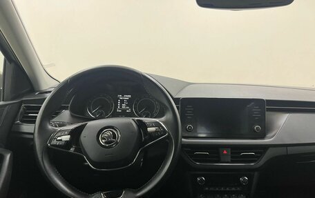 Skoda Rapid II, 2021 год, 1 620 000 рублей, 10 фотография