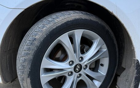 Hyundai Sonata VI, 2011 год, 1 000 000 рублей, 33 фотография