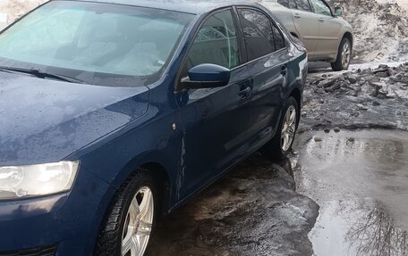 Skoda Rapid I, 2014 год, 780 000 рублей, 3 фотография